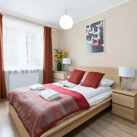 Czarnieckiego Apartment With Balcony Poznan By Noclegi Renters Exterior photo