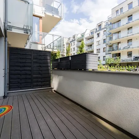 Czarnieckiego Apartment With Balcony Poznan By Noclegi Renters Exterior photo