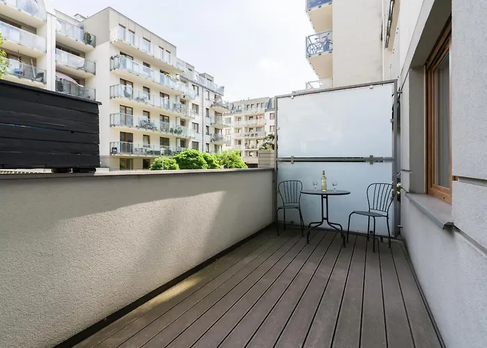 Czarnieckiego Apartment With Balcony Poznan By Noclegi Renters