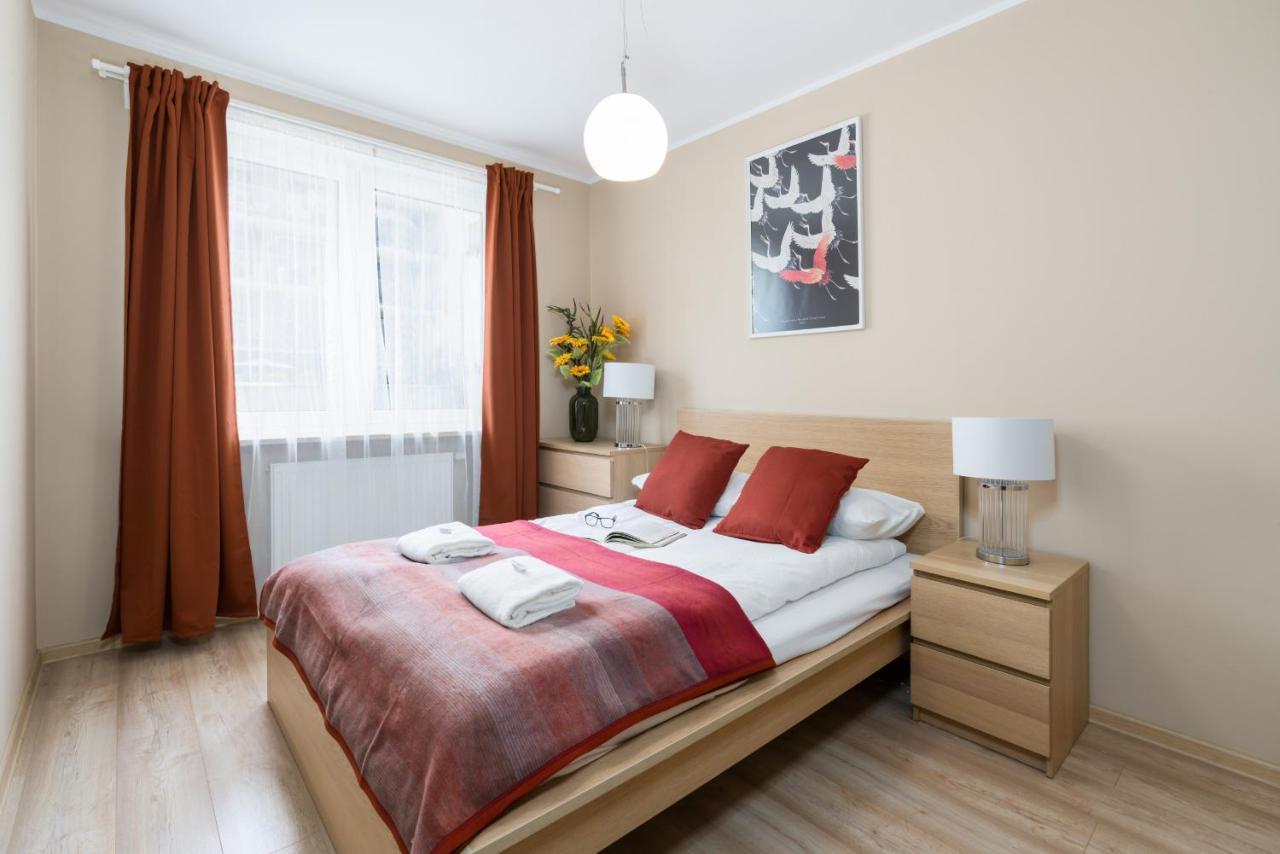Czarnieckiego With Balcony By Renters