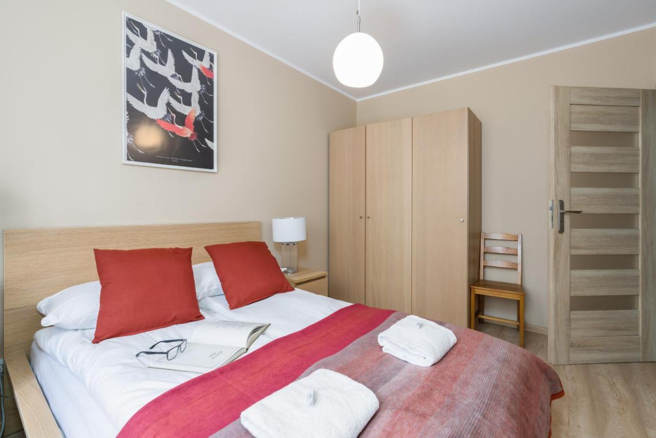 Czarnieckiego With Balcony By Renters Poznan
